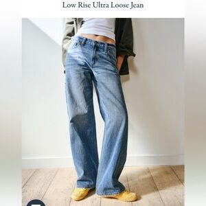 Classic Wide-Leg Jeans - Light Blue